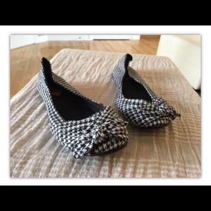 Black White shoes - Size 6